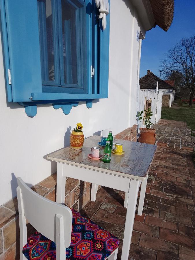 Matejev Konak Susara Bagian luar foto